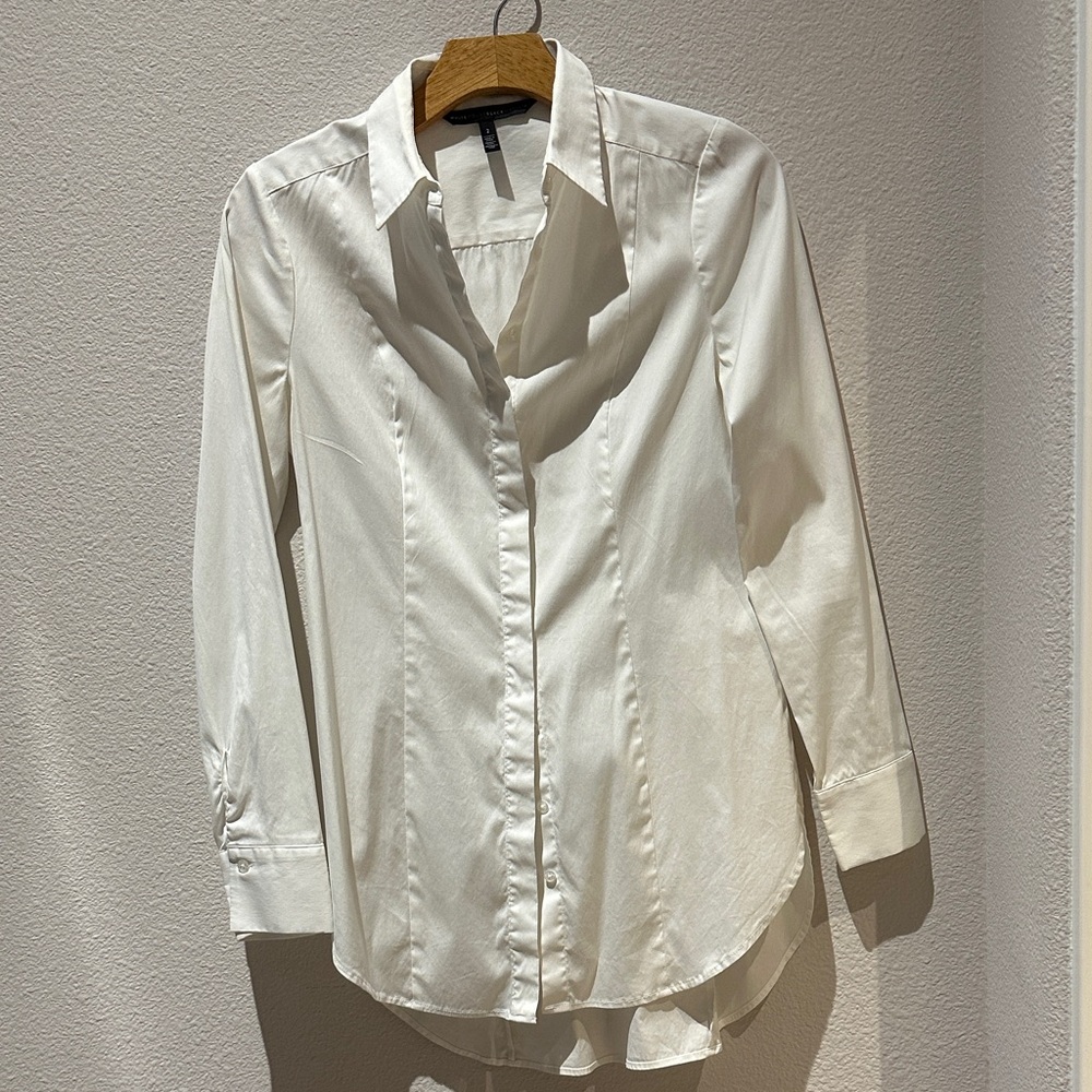 White House Black Market Elegant Ivory Button Down Shirt
